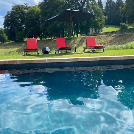 Domaine De Montmery Sa Piscine Son Jardin Ses Espaces Ambazac Eksteriør bilde